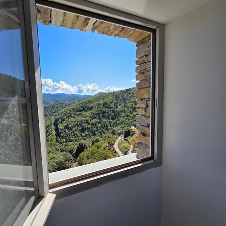 Authentic Corsican House, Pool & Panorama Bergerie Pied'u Celu Vila *